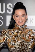 Katy Perry : katy-perry-1378056323.jpg