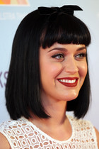 Katy Perry : katy-perry-1394128382.jpg