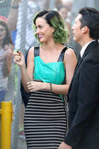 Katy Perry : katy-perry-1403973083.jpg