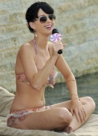 Katy Perry : katy-perry-1409012790.jpg