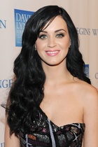 Katy Perry : katy-perry-1414002204.jpg