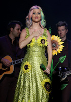 Katy Perry : katy-perry-1449247179.jpg