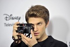 Keegan Allen : keegan-allen-1428811201.jpg