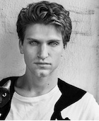 Keegan Allen : keegan-allen-1455828841.jpg