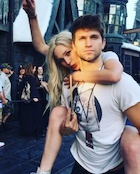 Keegan Allen : keegan-allen-1461377161.jpg