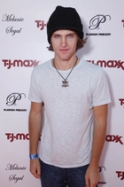 Keegan Allen : keeganallen_1281415934.jpg