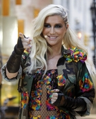 Ke$ha : keha-1381865968.jpg