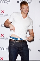 Kellan Lutz : kellanlutz_1277168867.jpg