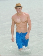 Kellan Lutz : kellanlutz_1279257969.jpg