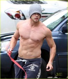 Kellan Lutz : kellanlutz_1292097297.jpg