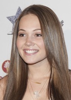 Kelli Berglund : kelli-berglund-1419270829.jpg