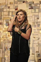 Kelly Clarkson : kelly-clarkson-1353099257.jpg