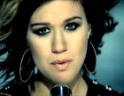 Kelly Clarkson : kelly-clarkson-1365966976.jpg