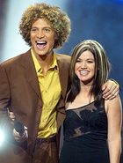 Kelly Clarkson : kellyclarkson_1297929129.jpg