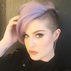 Kelly Osbourne : kelly-osbourne-1427236071.jpg