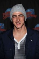 Kendall Schmidt : kendallschmidt_1276383343.jpg