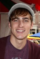 Kendall Schmidt : kendallschmidt_1304961749.jpg