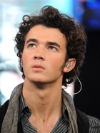 Kevin Jonas : kevinjonas_1218742762.jpg