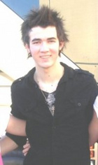 Kevin Jonas : kevinjonas_1221970961.jpg