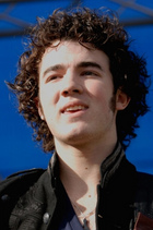 Kevin Jonas : kevinjonas_1221991164.jpg