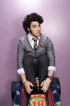 Kevin Jonas : kevinjonas_1231434885.jpg