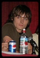 Kevin Zegers : TI4U_u1145544452.jpg