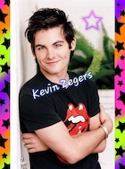 Kevin Zegers : kevin-zegers-1475648335.jpg