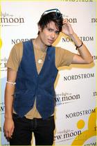 Kiowa Gordon : kiowagordon_1259102911.jpg