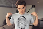 K.J. Apa : kj-apa-1458509460.jpg