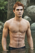 K.J. Apa : kj-apa-1536977186.jpg