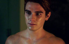 K.J. Apa : kj-apa-1540964771.jpg