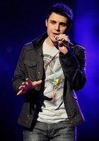 Kris Allen : krisallen_1239231901.jpg