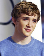 Kyle Gallner : kyle_gallner_1171982523.jpg