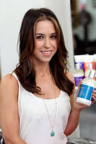 Lacey Chabert : lacey-chabert-1365526330.jpg