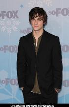 Landon Liboiron : landonliboiron_1297452551.jpg