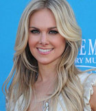 Laura Bell Bundy : laurabellbundy_1299369121.jpg