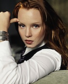 Lauren Ambrose : lauren-ambrose-1466979344.jpg