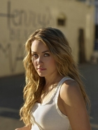 Lauren Conrad : laurenconrad_1220123409.jpg