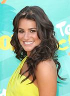 Lea Michele : lea-michele-1382130415.jpg