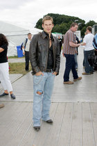 Lee Ryan : leeryan_1259444092.jpg