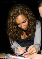 Leona Lewis : leonalewis_1259461106.jpg