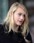 Leven Rambin : leven-rambin-1377995422.jpg