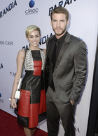 Liam Hemsworth : TI4U1376076281.jpg