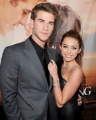 Liam Hemsworth : TI4U_u1276631787.jpg