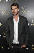 Liam Hemsworth : liam-hemsworth-1356888404.jpg