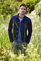 Liam Hemsworth : liam-hemsworth-1366434785.jpg