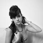 Lily Allen : lily-allen-1383425838.jpg