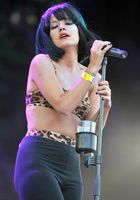 Lily Allen : lily-allen-1383425947.jpg