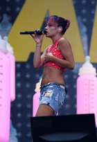 Lily Allen : lily-allen-1408546095.jpg