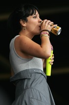 Lily Allen : lilyallen_1284781315.jpg